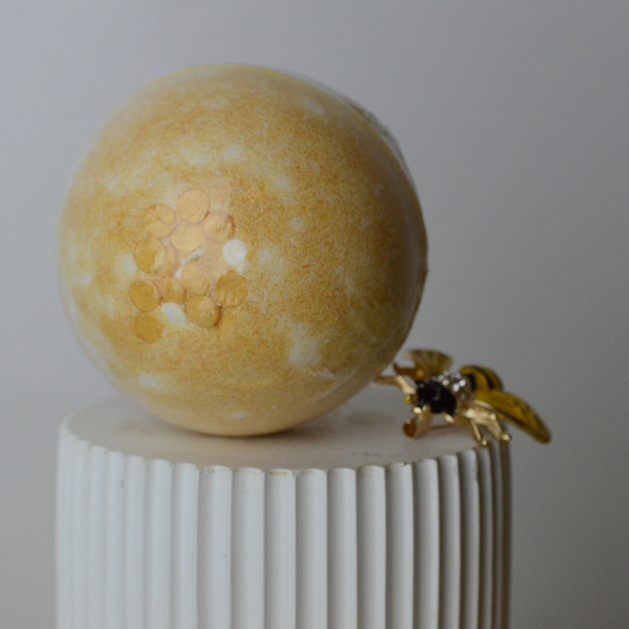 Lemon and Honey Bath Bomb